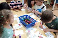 Увлекательный мастер-класс: жонглирующий клоун.