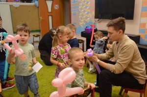 Клубный час в детском саду.