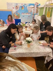 Главный праздник на Земле — день матери!